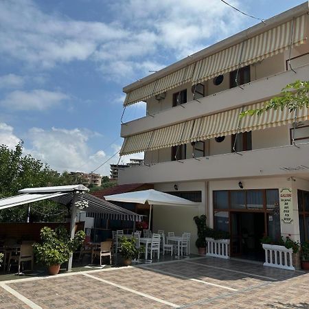 Eid Mar Hostel Vlorë Екстериор снимка