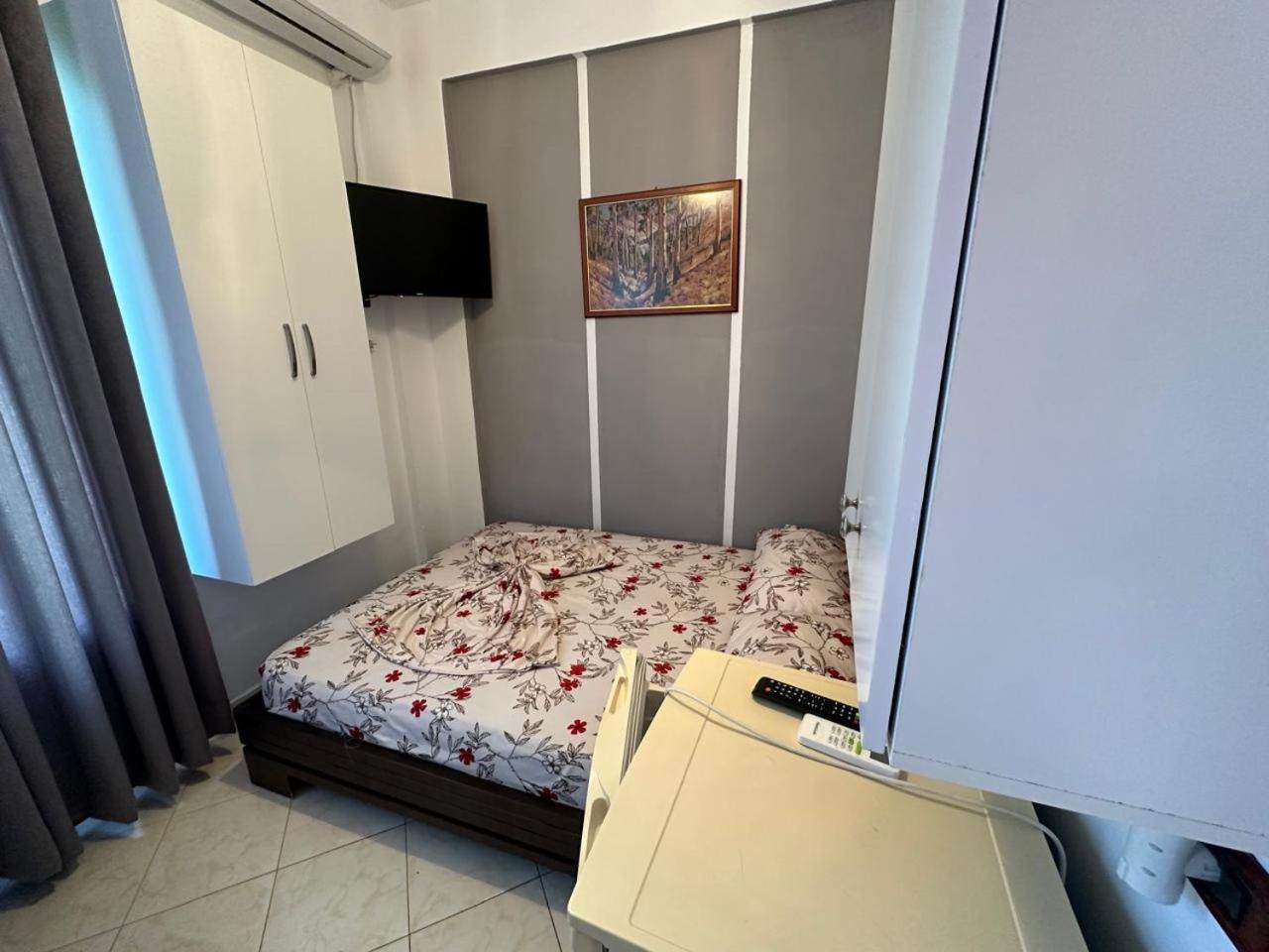 Eid Mar Hostel Vlorë Екстериор снимка
