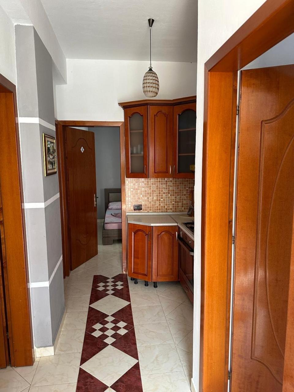 Eid Mar Hostel Vlorë Екстериор снимка