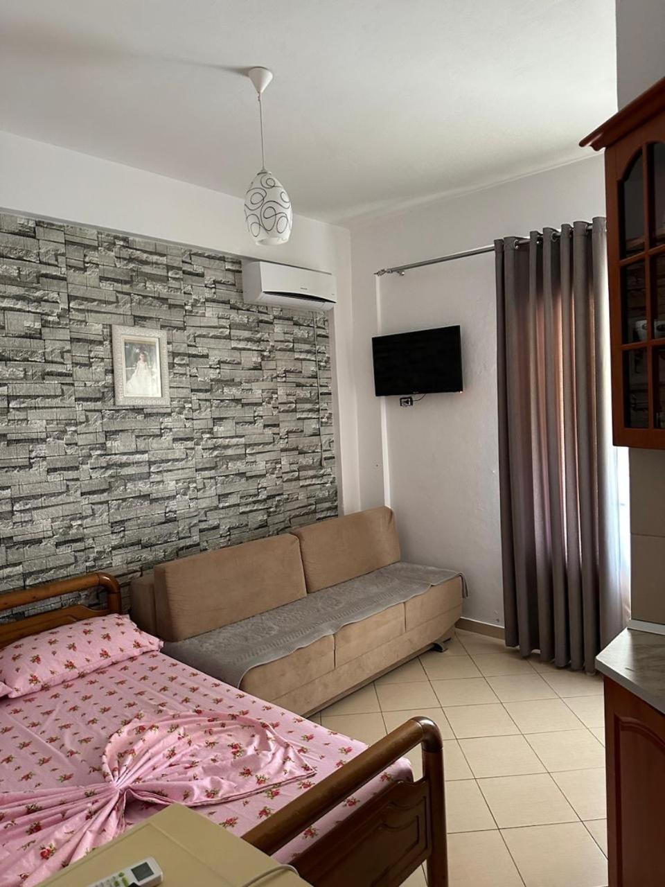 Eid Mar Hostel Vlorë Екстериор снимка