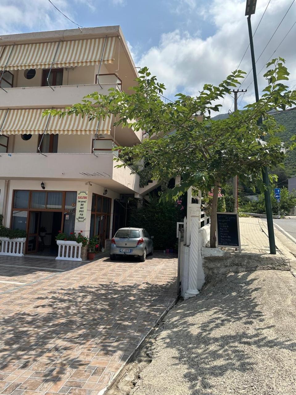 Eid Mar Hostel Vlorë Екстериор снимка